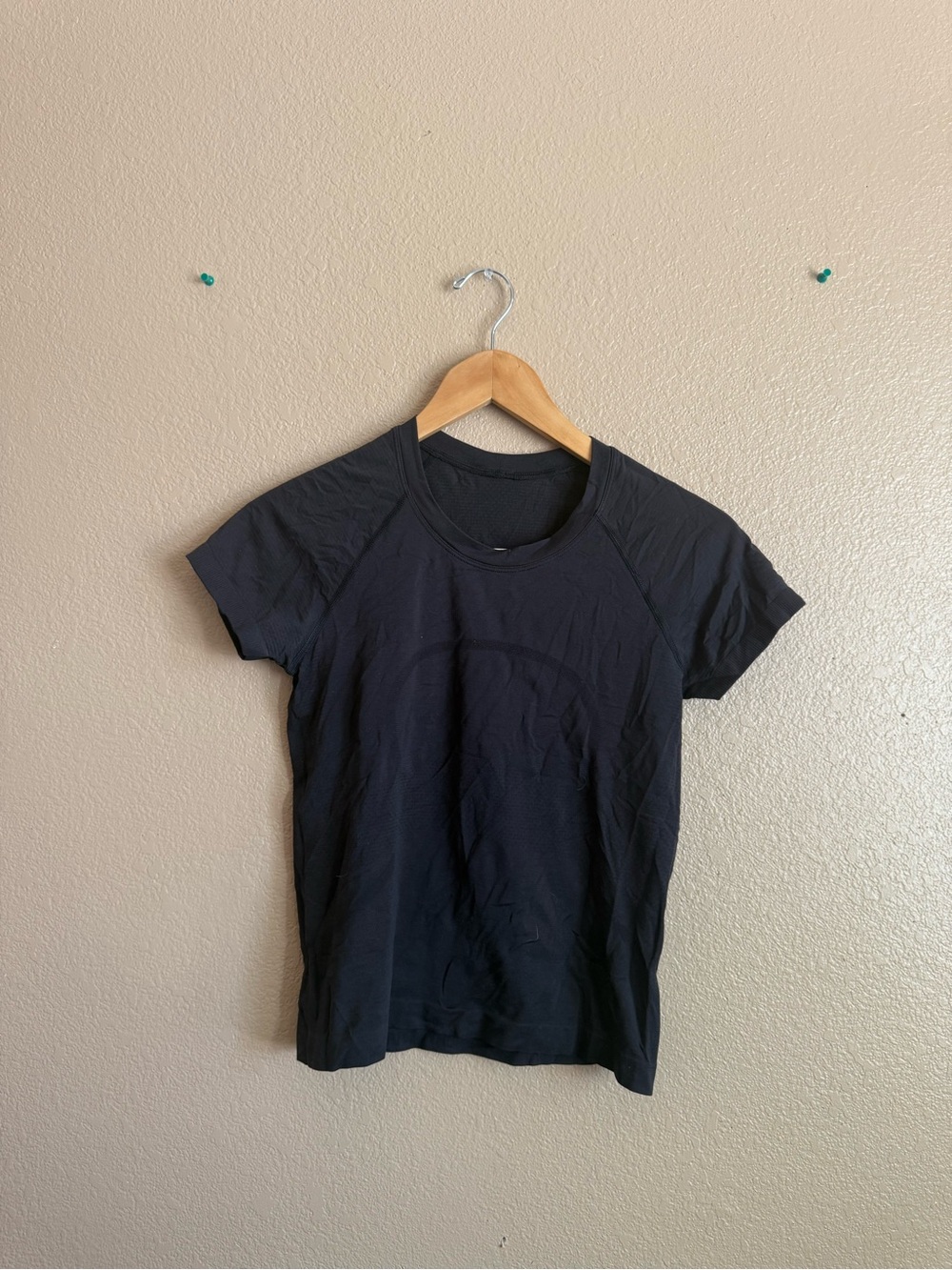 Lululemon Swiflty Tech Short Sleeve Waist Length Top